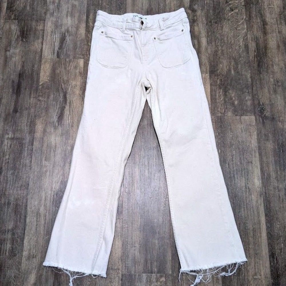 Zara Ecru High Rise‎ Flare  Size 4 Jeans Raw Hem Off White Wide Leg Pants